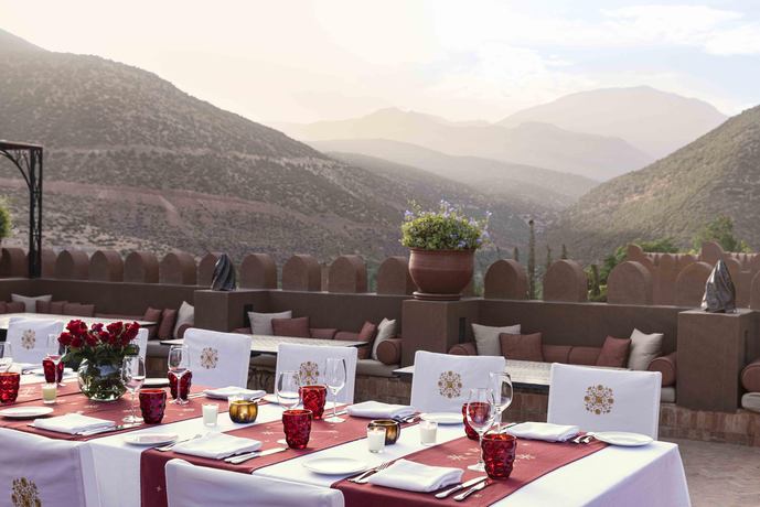 Kasbah Tamadot - Restaurants/Cafes