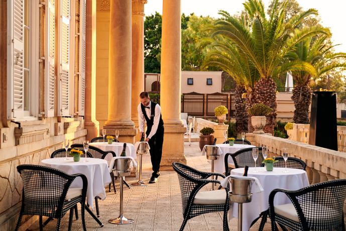 Corinthia Palace Malta - Restaurants/Cafes