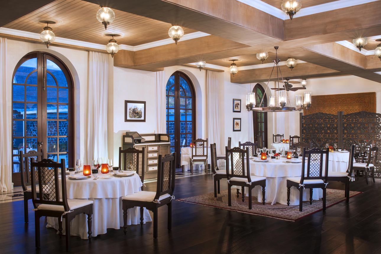 Restaurants/Cafes