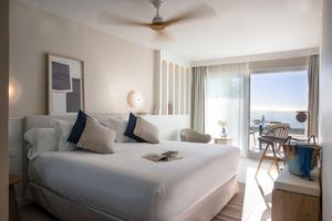 METT Hotel & Beach Resort Marbella Estepona - Sea View Suite Shared Pool
