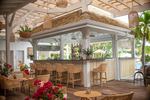 Restaurants/Cafes