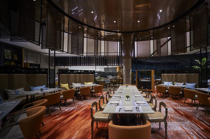 EQ Hotel - Restaurants/Cafes