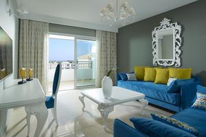Anemos Luxury Grand Resort - Suite Deluxe Zeezicht
