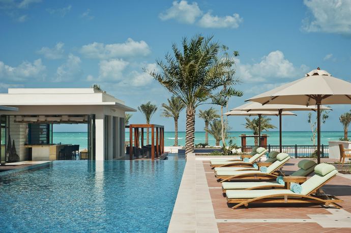 St. Regis Saadiyat Island - Zwembad