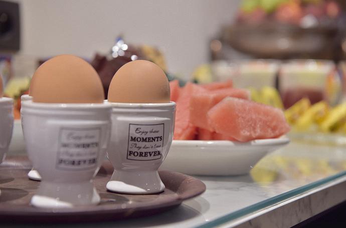 Monarc Hotel - Restaurants/Cafes