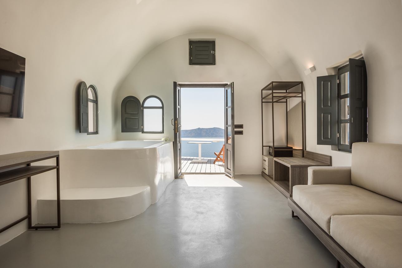 Sunrocks Boutique Hotel - Exclusive Cave Suite jacuzzi