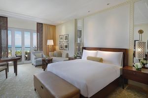 The Ritz-Carlton Dubai - Club Ocean View Kamer
