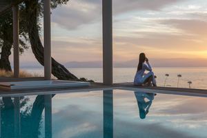 Domes Miramare, a Luxury Collection Resort - Grand Pavilion zeezicht met jacuzzi en zwembad