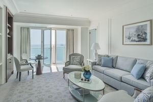 Four Seasons Doha - Executive City View Suite