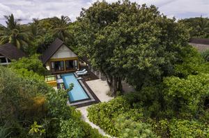 Four Seasons Resort at Landaa Giraavaru - Premier Beach Pool Villa 