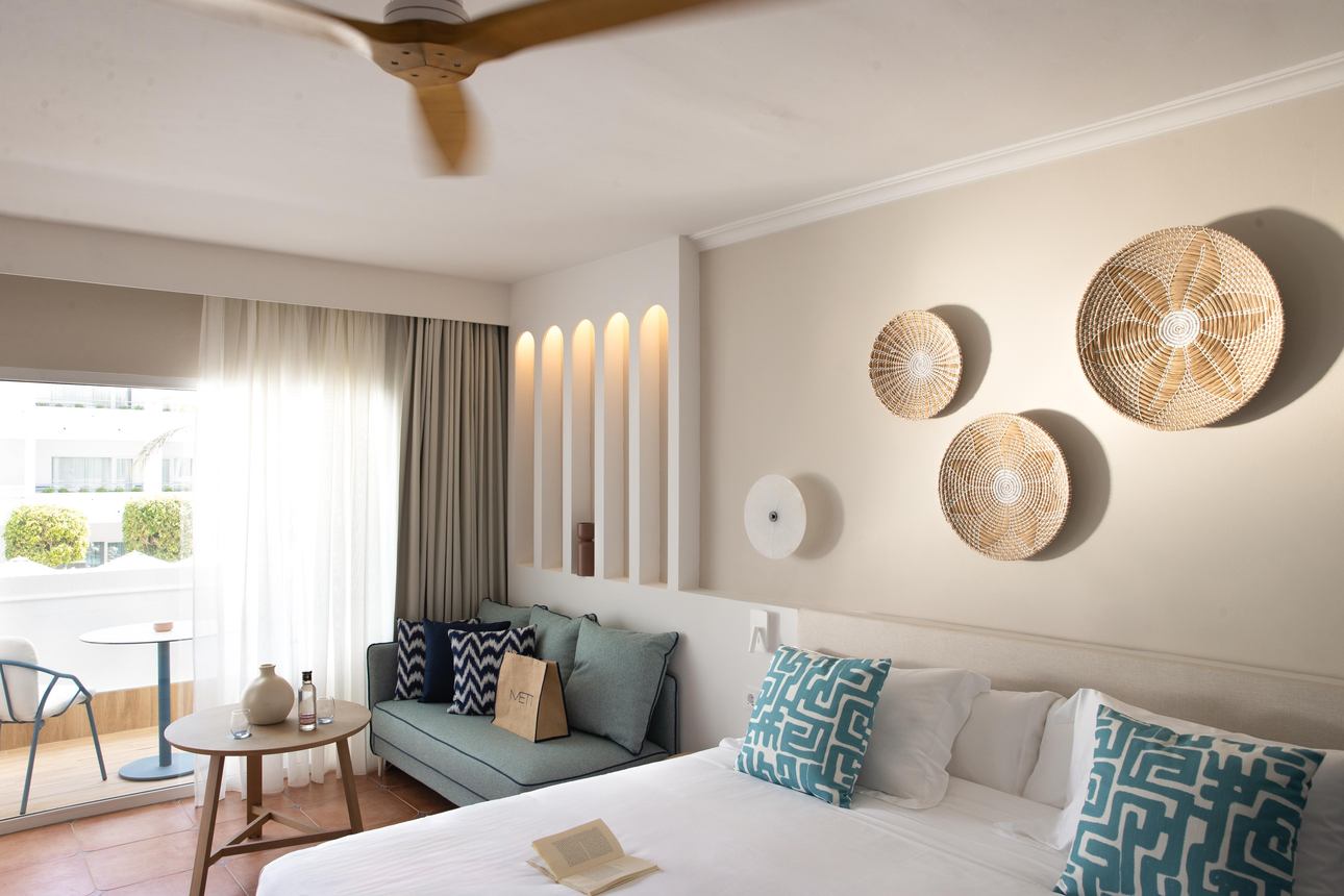 METT Hotel & Beach Resort Marbella Estepona - Pool & Sea View Deluxe Kamer