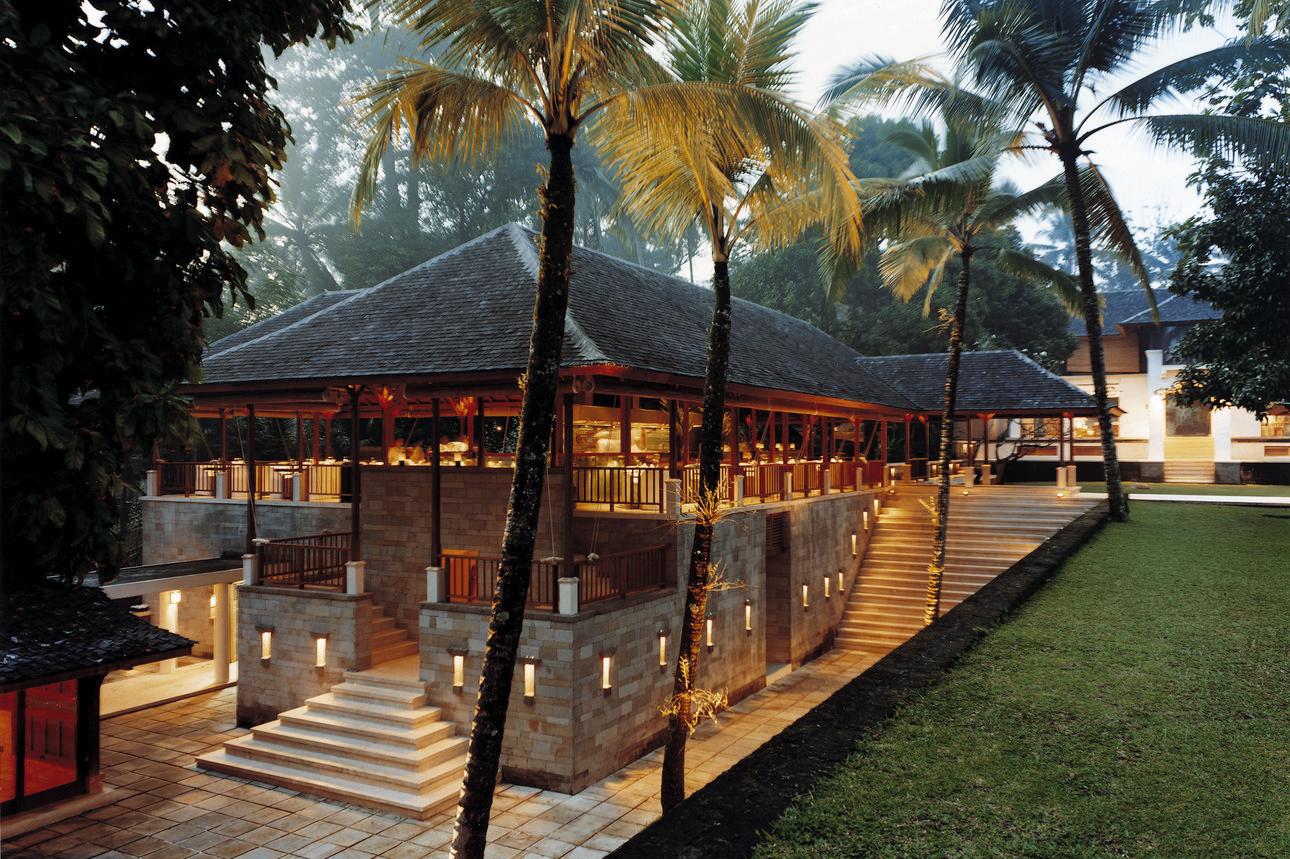 Restaurants/Cafes