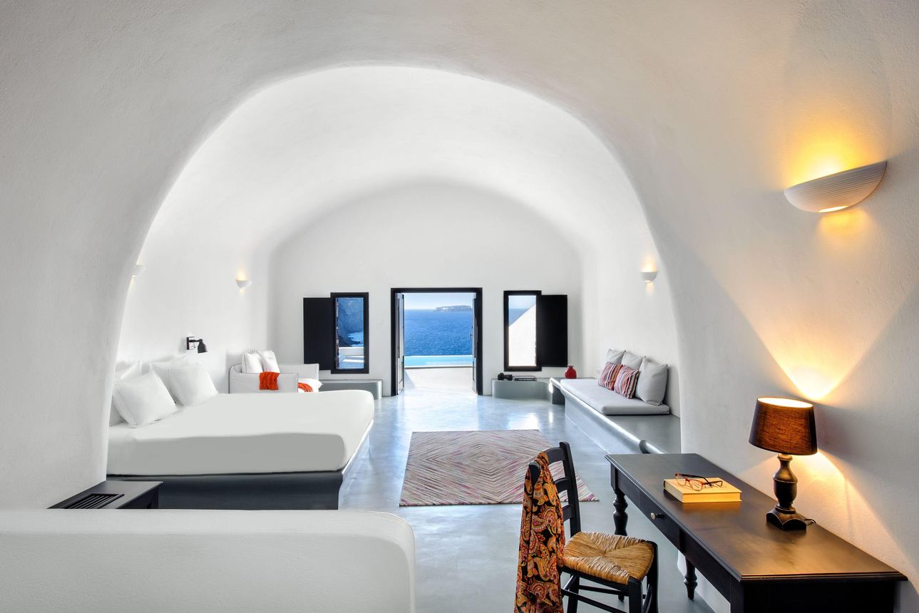 Ambassador Aegean Luxury Hotel & Suites - Infinity Cave Suite
