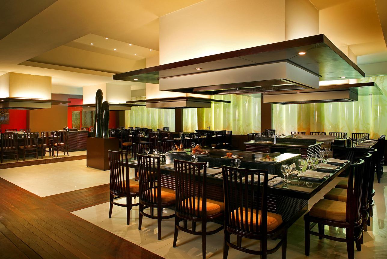 Restaurants/Cafes