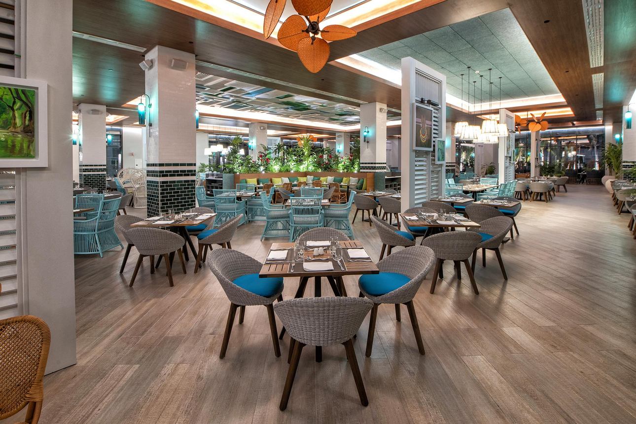 Restaurants/Cafes
