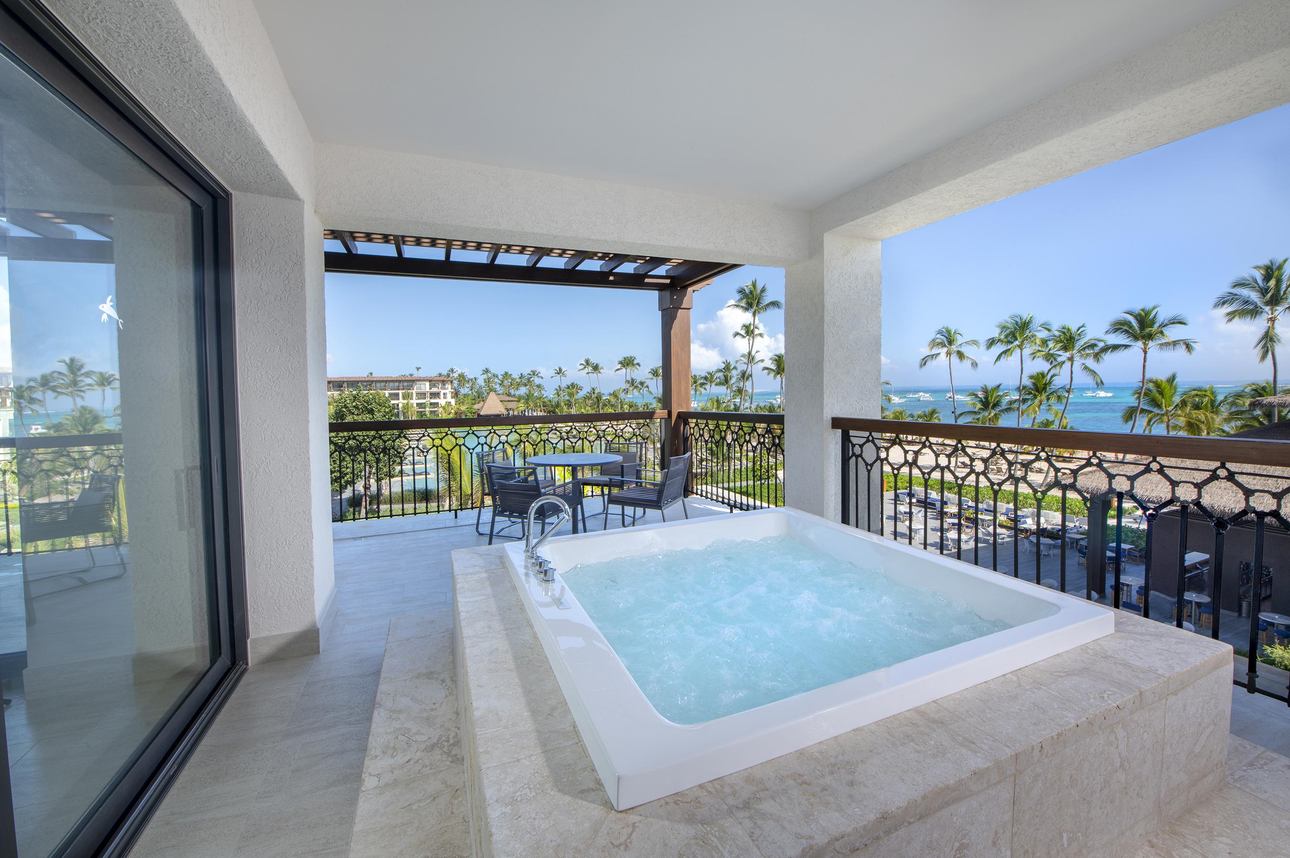 Lopesan Costa Bavaro Resort, Spa & Casino - Unique Corner One Bedroom Suite Ocean 