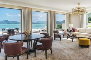 Penthouse Suite