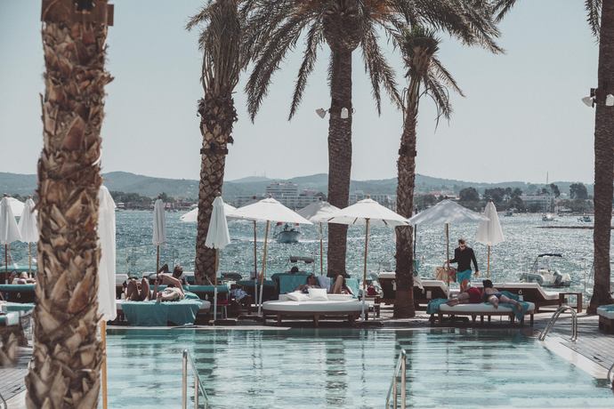 AmÃ re Beach Hotel Ibiza - Zwembad