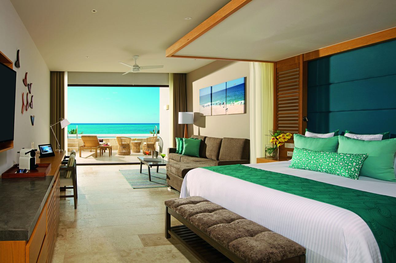 Dreams Playa Mujeres Golf & Spa Resort - Preferred Club Junior Suite Zeezicht