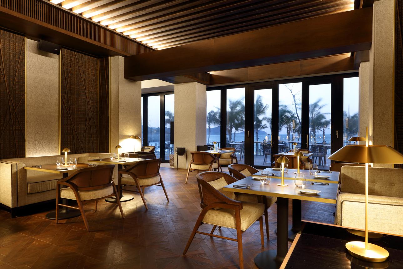 Restaurants/Cafes
