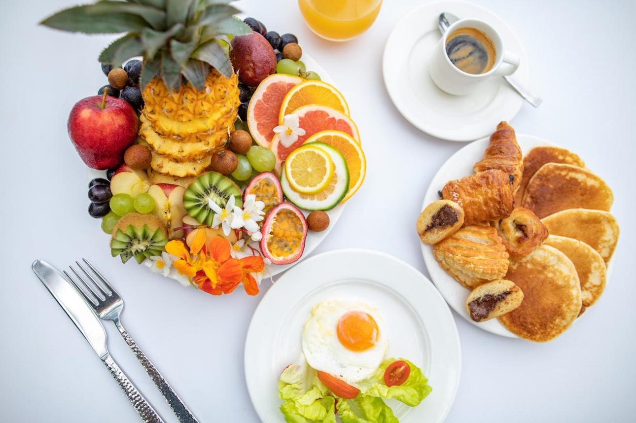 Restaurants/Cafes