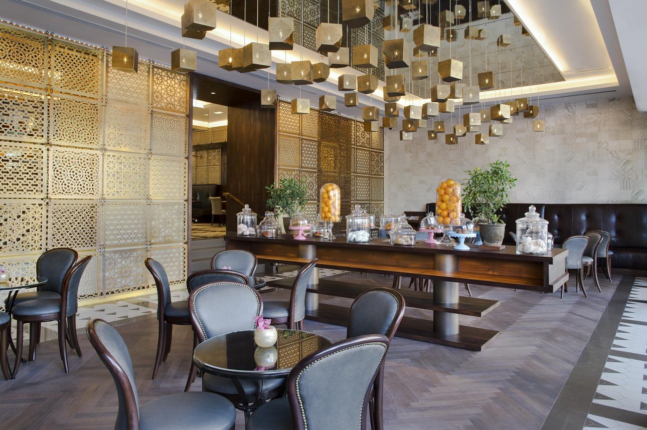 Restaurants/Cafes