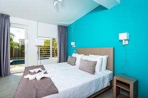 Delfins Beach Resort - 3-slaapkamer Pool Villa