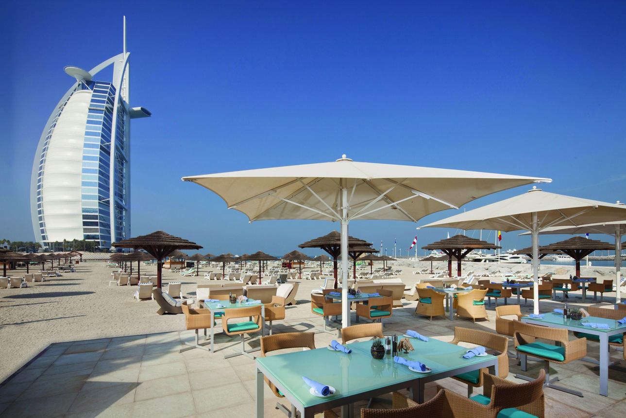 Restaurants/Cafes
