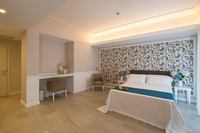 Bianco Riccio Suite Hotel - Superior Suite Zijdelings Zeezicht
