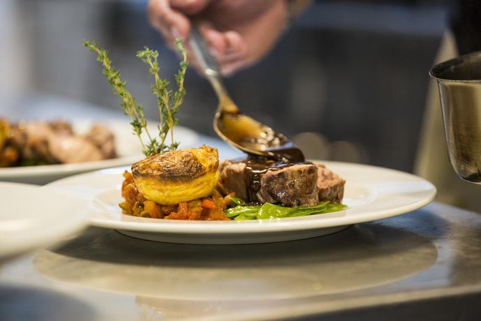 Quartier Latin Hotel - Restaurants/Cafes
