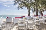 Restaurants/Cafes
