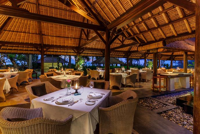 The Oberoi Beach Resort - Restaurants/Cafes