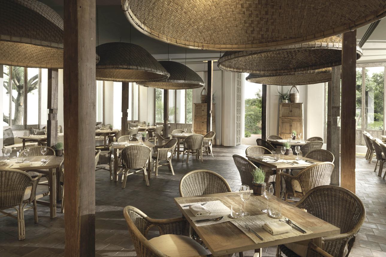 Restaurants/Cafes