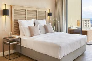 MarBella Nido Suite Hotel & Villas - Grand Terrace Deluxe Suite Jacuzzi