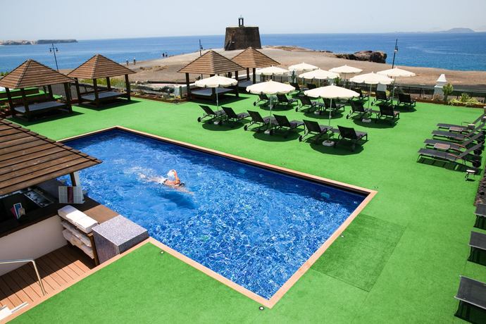 Hotel Volcan Lanzarote - Zwembad
