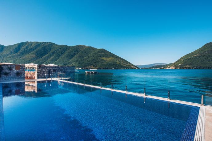 Heritage Grand Perast Hotel - Zwembad