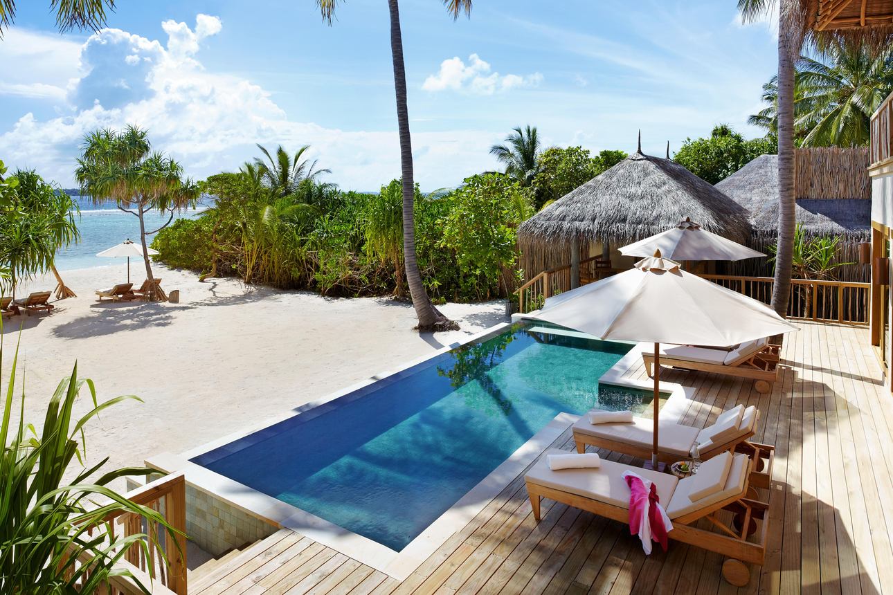 4-bedroom Ocean Beach Villa Pool