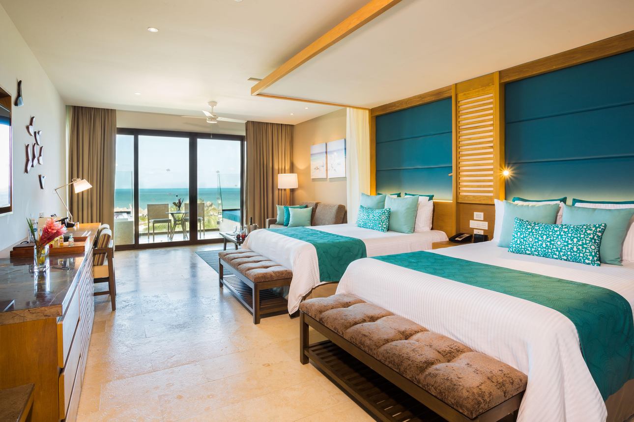 Dreams Playa Mujeres Golf & Spa Resort - Ocean View Preferred Club Family Suite