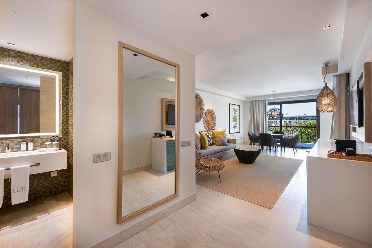 Lopesan Costa Bavaro Resort, Spa & Casino - Unique Corner One Bedroom Suite Ocean 