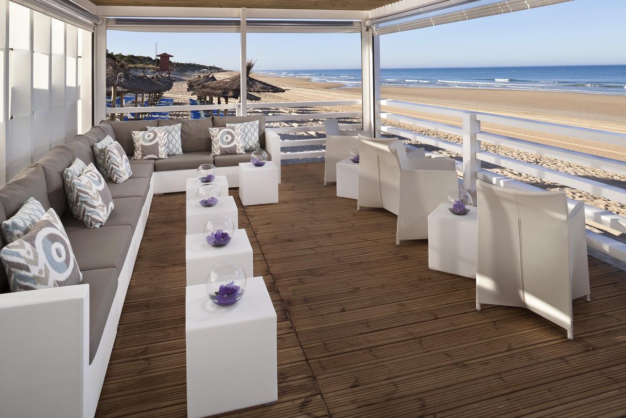 Restaurants/Cafes