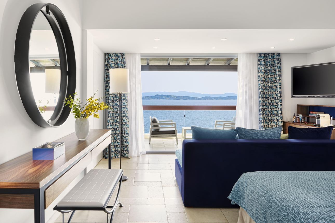 Eagles Palace - Deluxe Junior Suite Sea Front