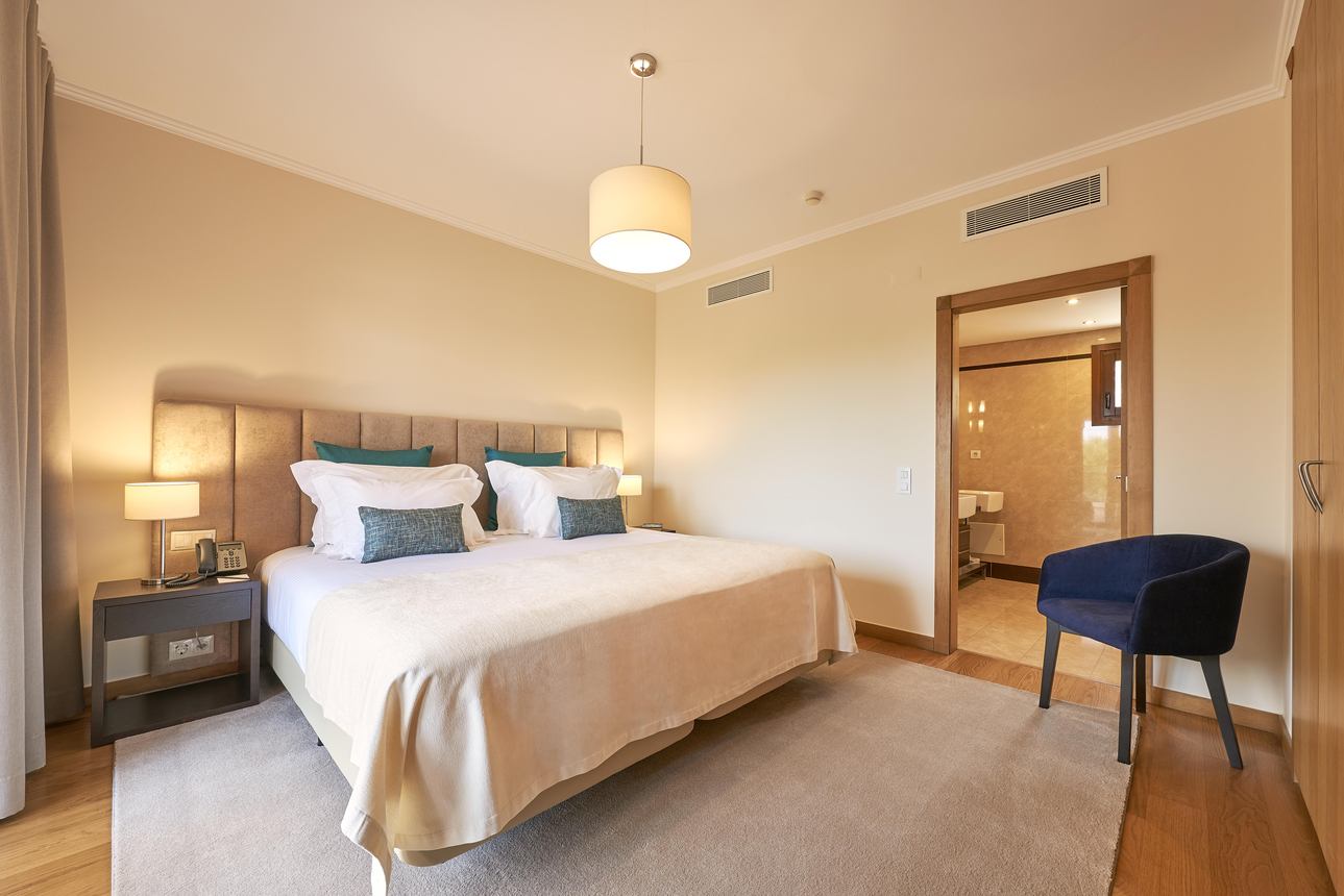 Cascade Wellness Resort - Driekamer Appartement Zwembadzicht