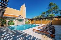 Harbour Village Beach Club - Zwembad