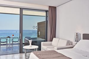 Spa Pool Suite