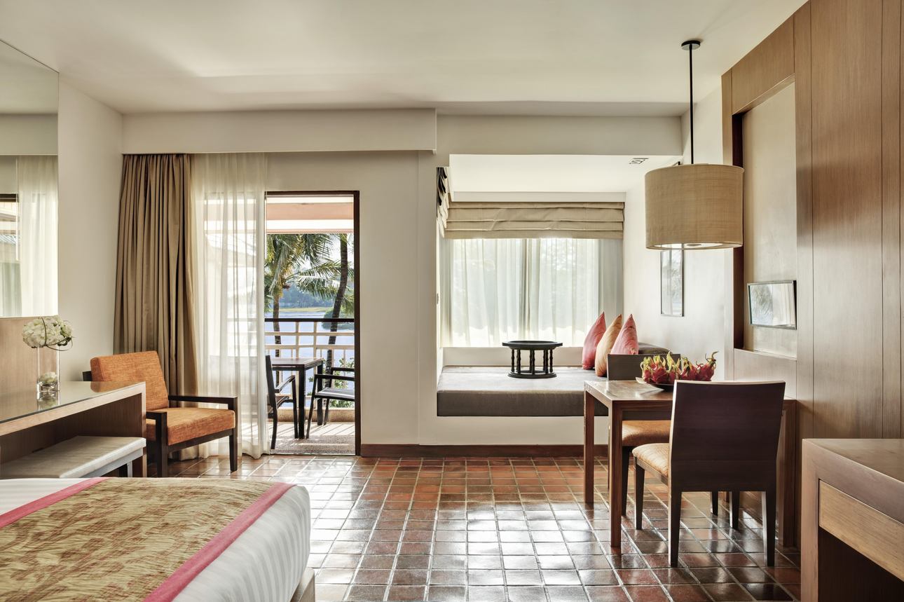 SAii Laguna Phuket Beach Resort - Club Kamer Lagunezicht