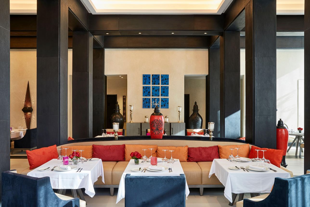 Restaurants/Cafes