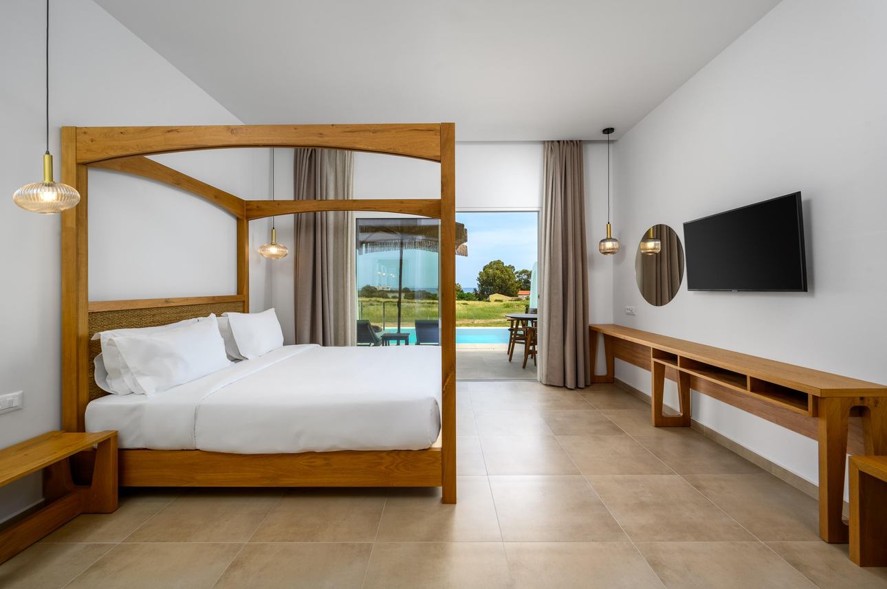 Absolute Kiotari - Superior Kamer met Privé Zwembad