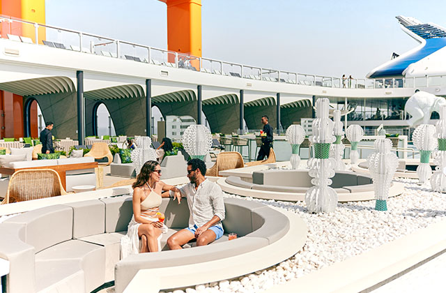 Celebrity Cruises Resort deck
