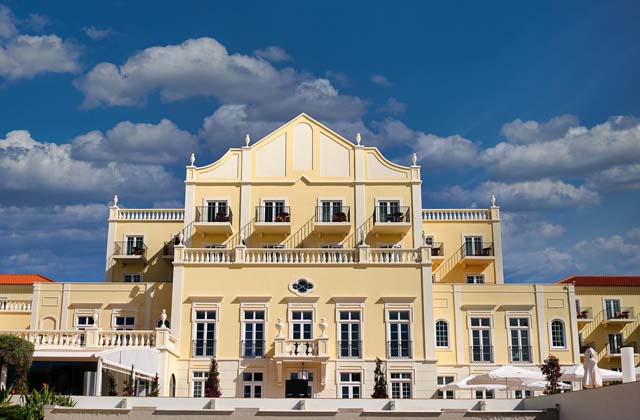 Domes Lake Algarve