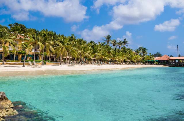 Bonaire - Harbour Village Beach Club strand